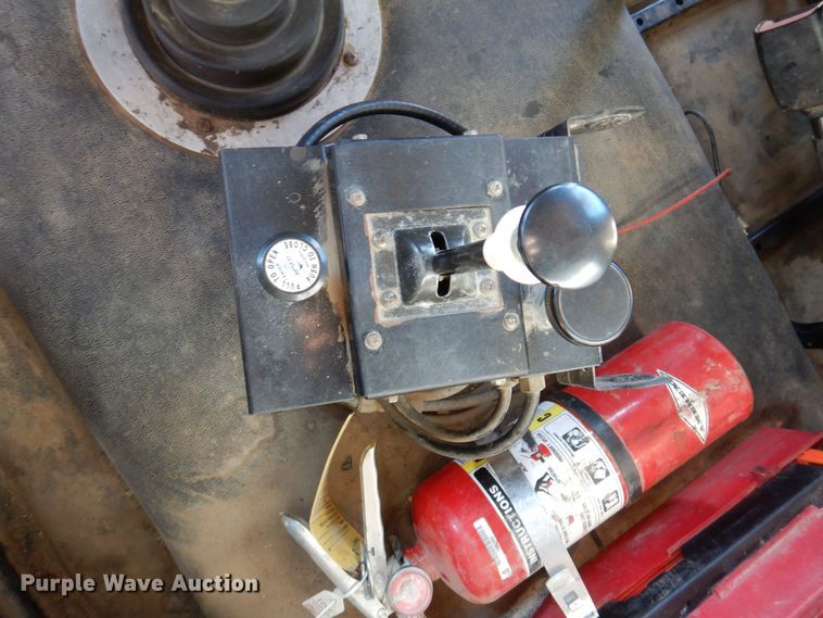 image for item DK5028 2009 Freightliner FLD120  dump truck