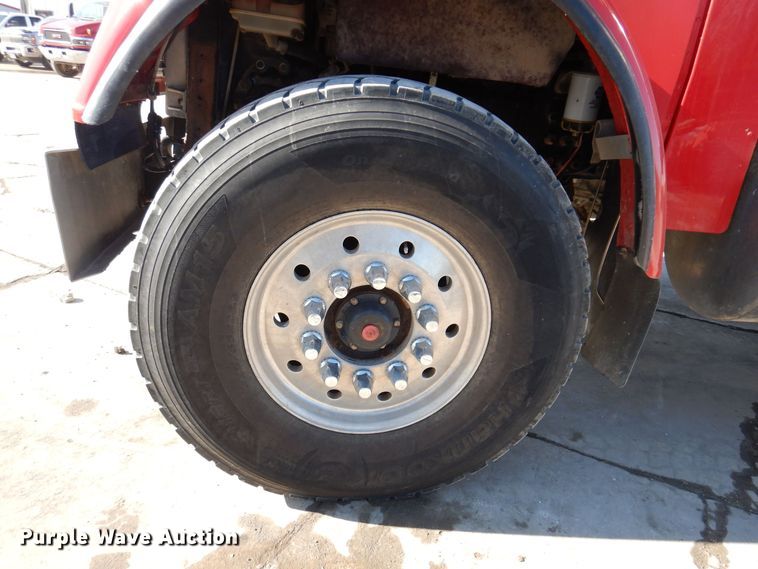 image for item DK5028 2009 Freightliner FLD120  dump truck