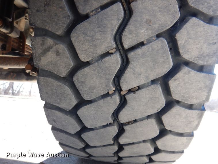 image for item DK5028 2009 Freightliner FLD120  dump truck