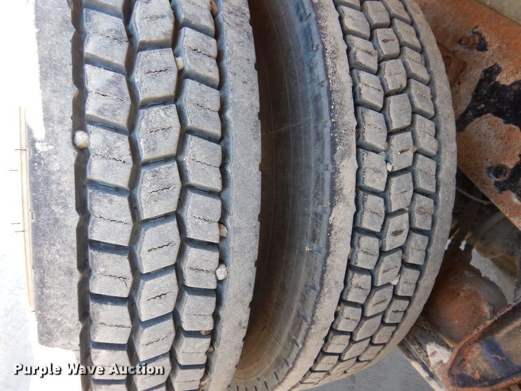 image for item DK5028 2009 Freightliner FLD120  dump truck