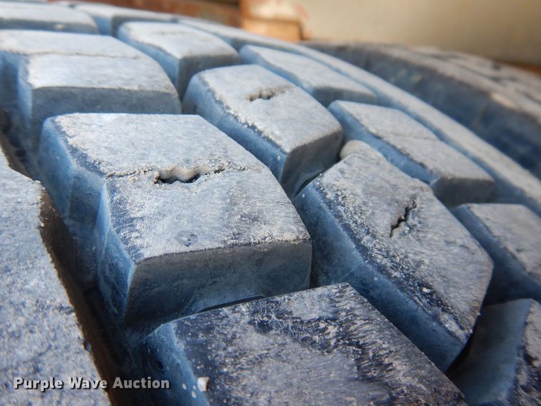 image for item DK5028 2009 Freightliner FLD120  dump truck