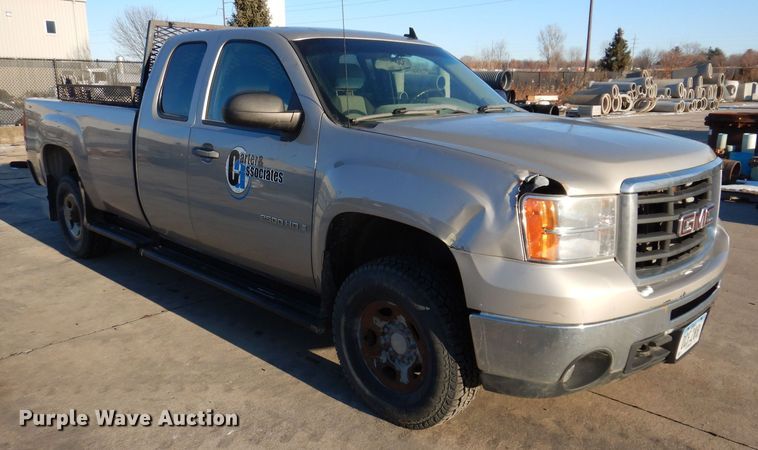 image for item DK5033 2008 GMC Sierra 2500HD  pickup truck