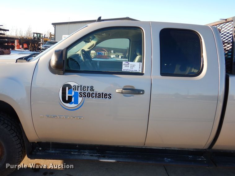 image for item DK5033 2008 GMC Sierra 2500HD  pickup truck