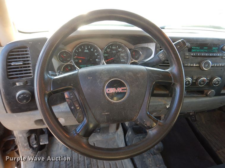 image for item DK5033 2008 GMC Sierra 2500HD  pickup truck