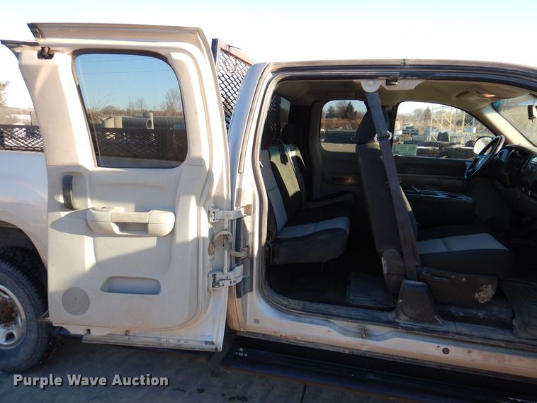 image for item DK5033 2008 GMC Sierra 2500HD  pickup truck