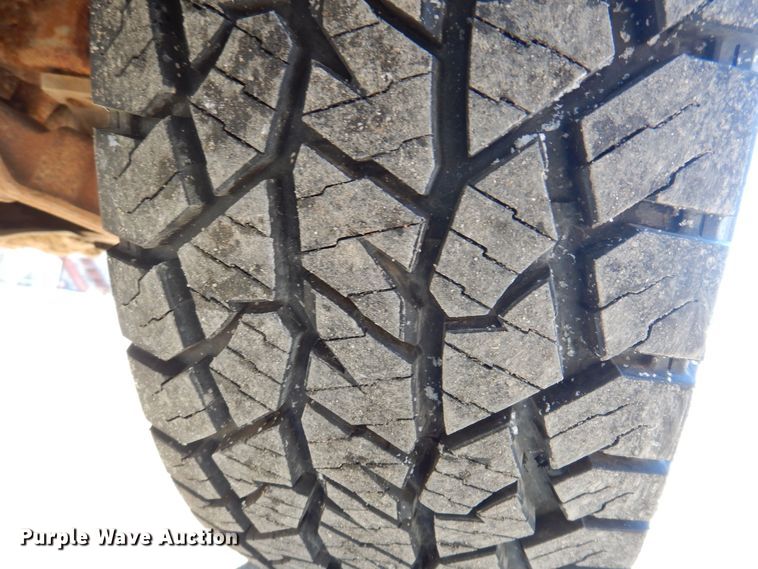 image for item DK5033 2008 GMC Sierra 2500HD  pickup truck