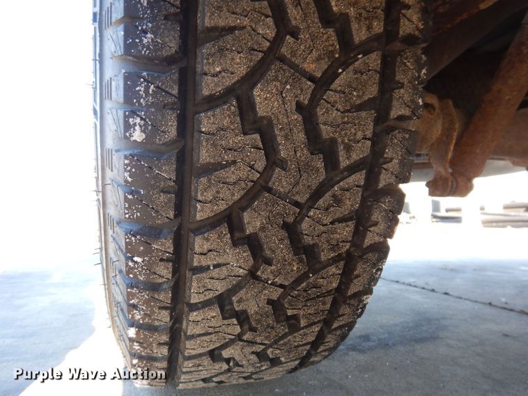 image for item DK5033 2008 GMC Sierra 2500HD  pickup truck