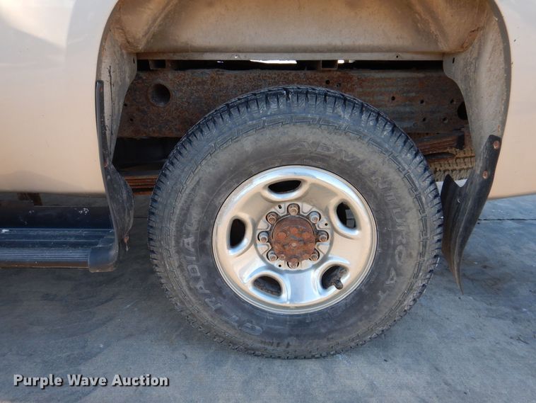 image for item DK5033 2008 GMC Sierra 2500HD  pickup truck