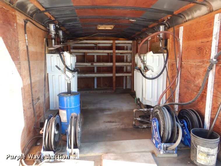 image for item DK5034 2002 United Express  enclosed cargo trailer with lube system