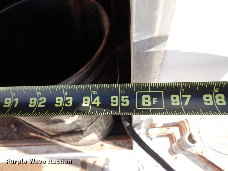 image for item DK5034 2002 United Express  enclosed cargo trailer with lube system