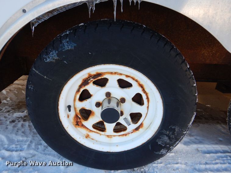 image for item DK5034 2002 United Express  enclosed cargo trailer with lube system