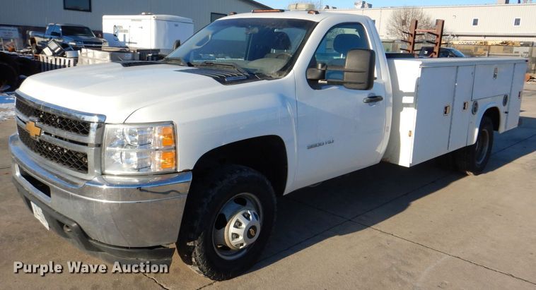 image for item DK5035 2013 Chevrolet Silverado 3500HD  pickup truck