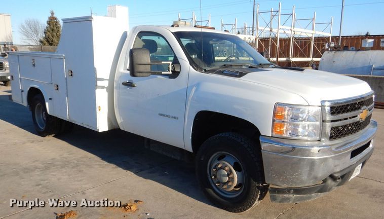 image for item DK5035 2013 Chevrolet Silverado 3500HD  pickup truck
