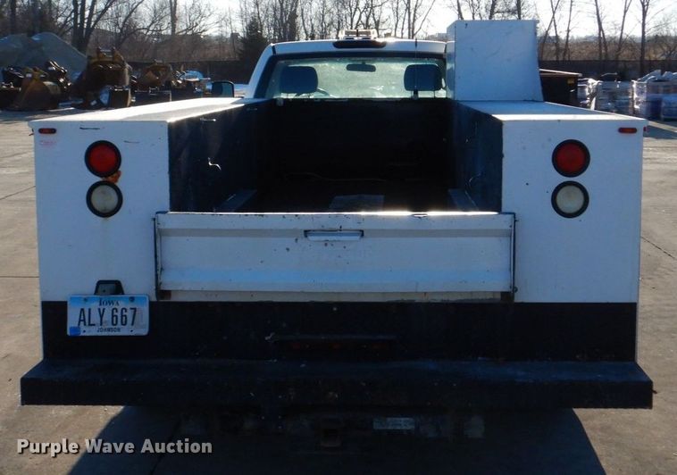 image for item DK5035 2013 Chevrolet Silverado 3500HD  pickup truck