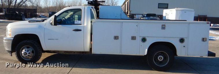 image for item DK5035 2013 Chevrolet Silverado 3500HD  pickup truck