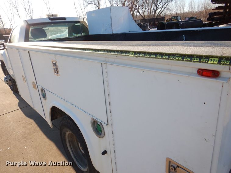 image for item DK5035 2013 Chevrolet Silverado 3500HD  pickup truck