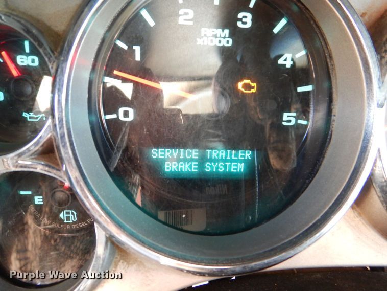 image for item DK5035 2013 Chevrolet Silverado 3500HD  pickup truck