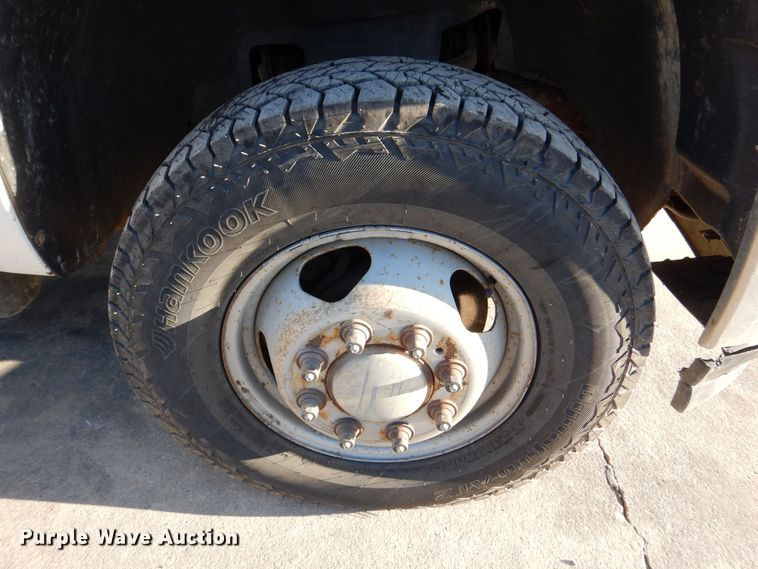 image for item DK5035 2013 Chevrolet Silverado 3500HD  pickup truck