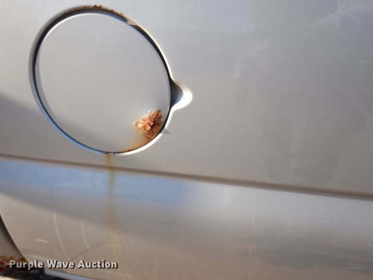 image for item DK5036 2004 Chevrolet Silverado 2500HD  pickup truck