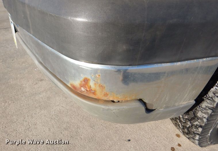 image for item DK5036 2004 Chevrolet Silverado 2500HD  pickup truck