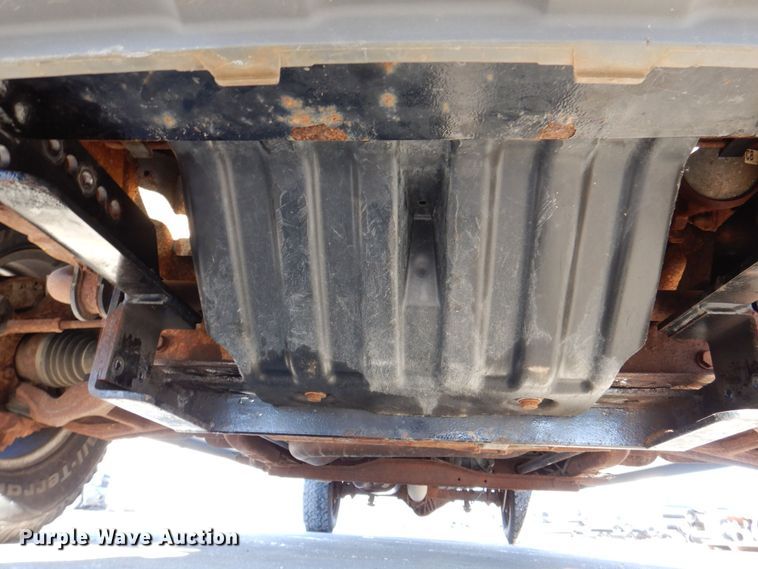 image for item DK5036 2004 Chevrolet Silverado 2500HD  pickup truck