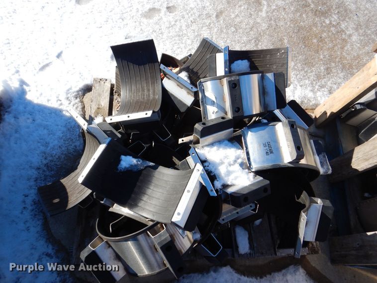 image for item DK5037 Pipe chocks