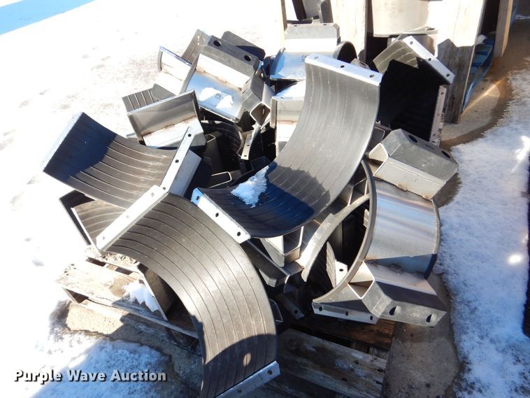 image for item DK5037 Pipe chocks