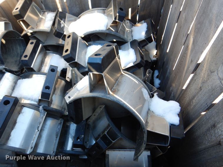 image for item DK5037 Pipe chocks