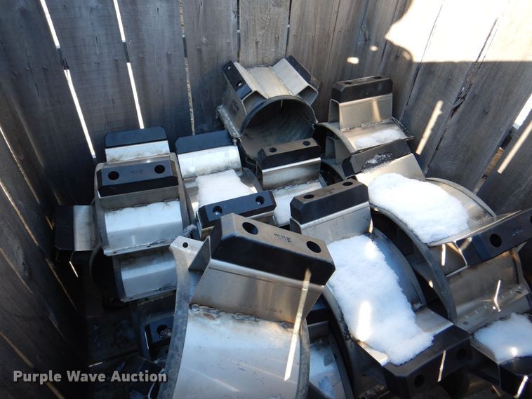 image for item DK5037 Pipe chocks