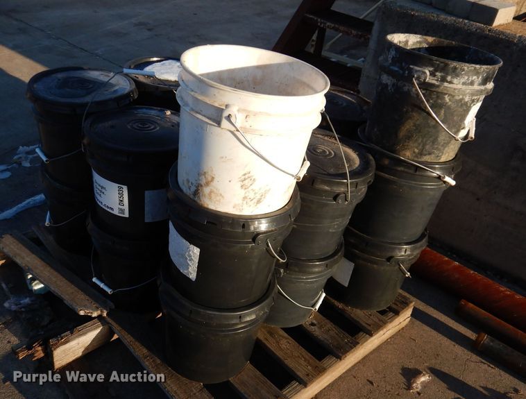 image for item DK5039 (18) buckets of Birmingham Fastener bolts