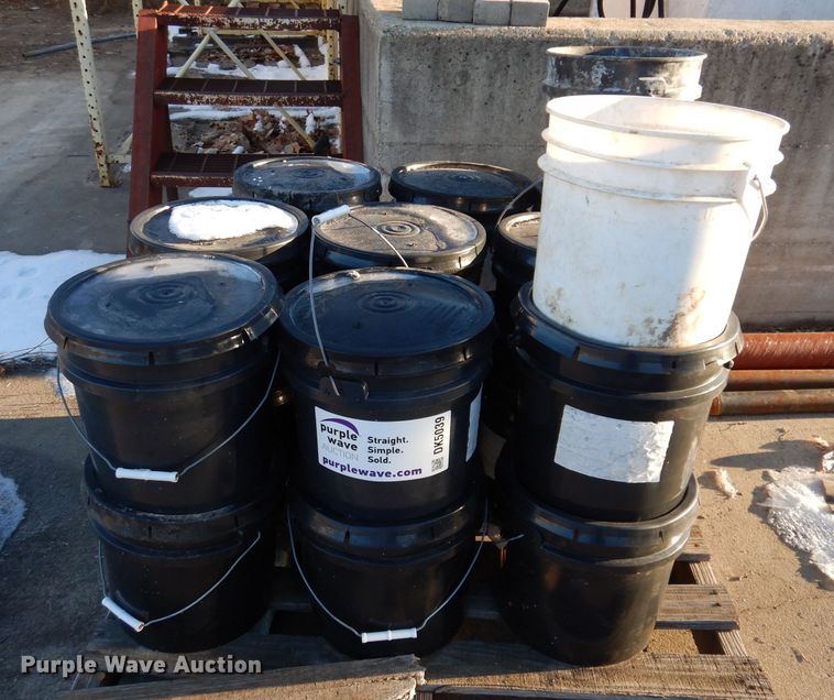 image for item DK5039 (18) buckets of Birmingham Fastener bolts