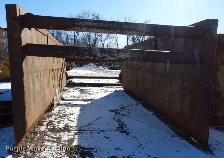 image for item DK5049 Trench box