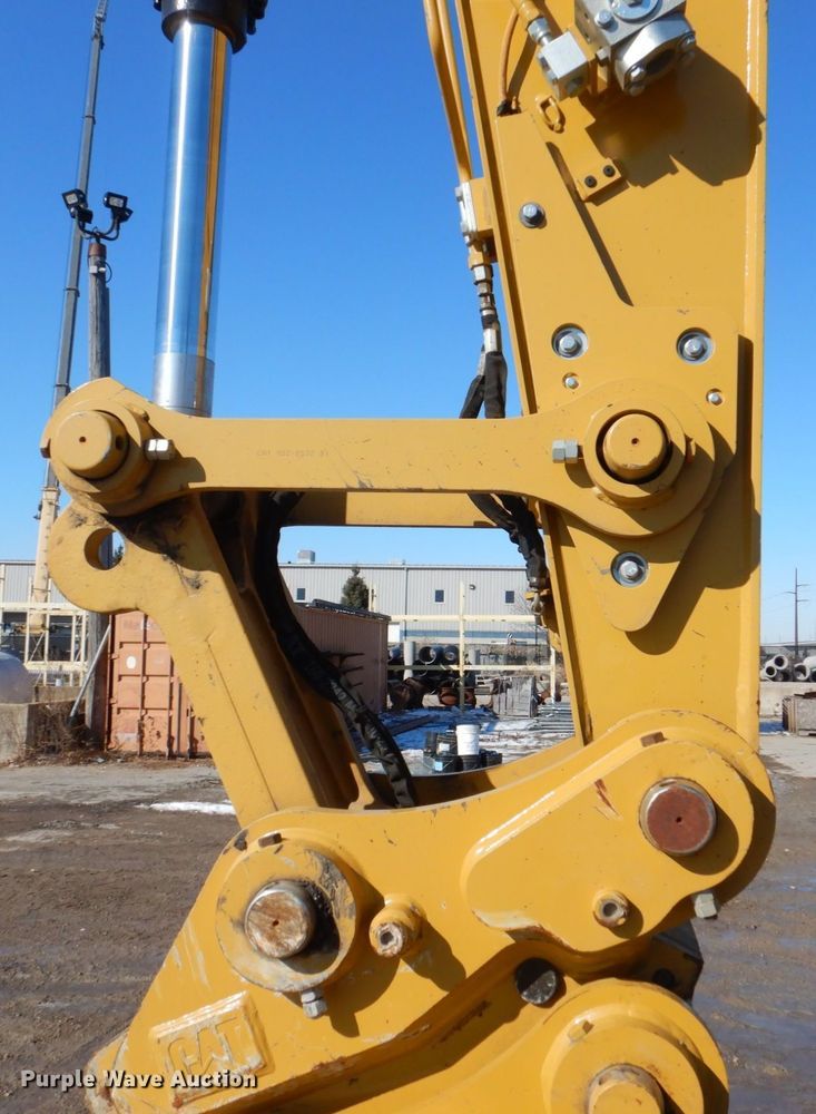 image for item DK5051 2021 Caterpillar 325  excavator