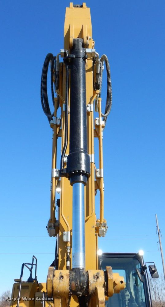 image for item DK5051 2021 Caterpillar 325  excavator