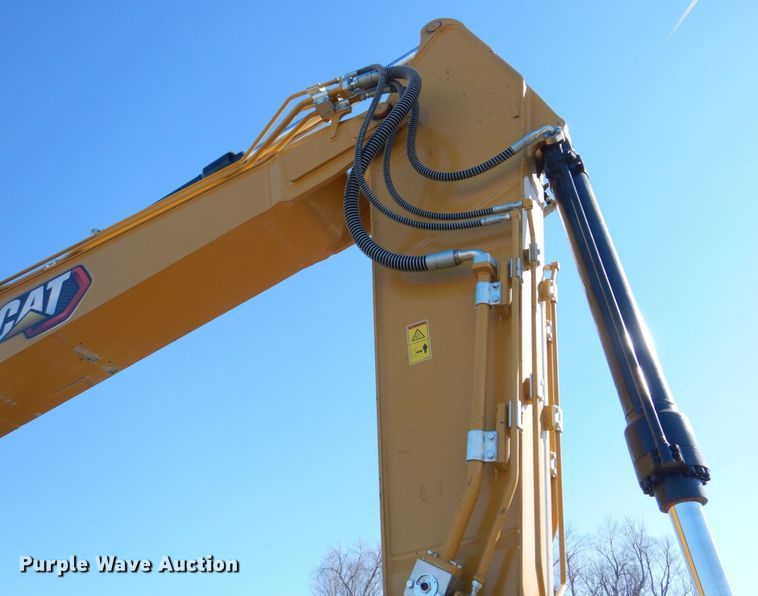 image for item DK5051 2021 Caterpillar 325  excavator