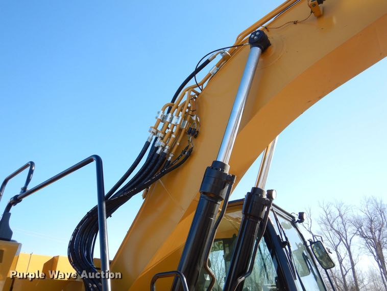 image for item DK5051 2021 Caterpillar 325  excavator