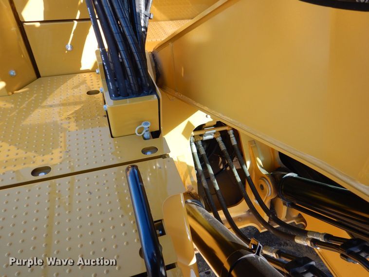 image for item DK5051 2021 Caterpillar 325  excavator