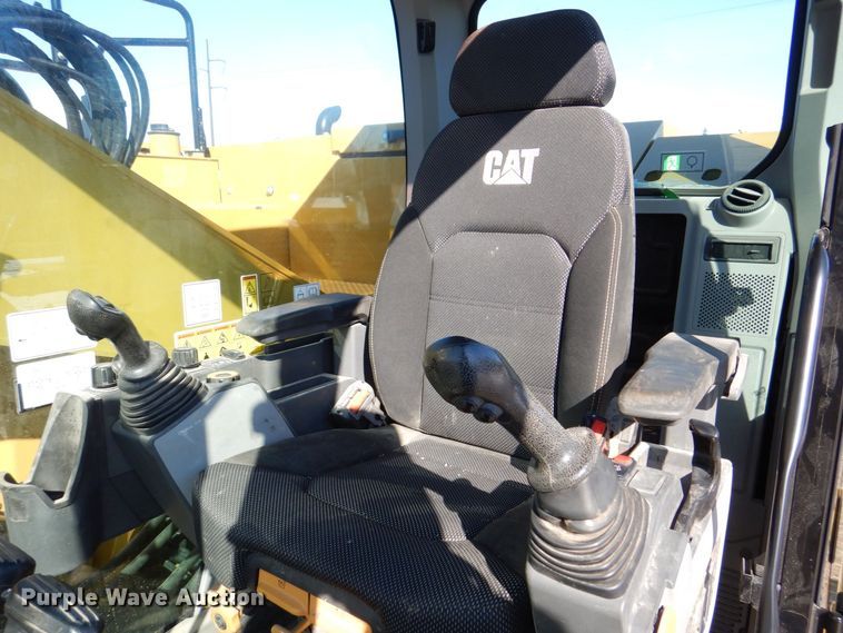 image for item DK5051 2021 Caterpillar 325  excavator