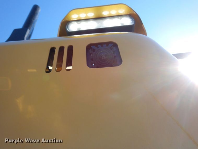 image for item DK5051 2021 Caterpillar 325  excavator