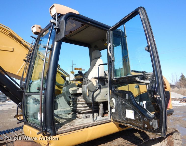 image for item DK5053 2008 Caterpillar 320DL  excavator
