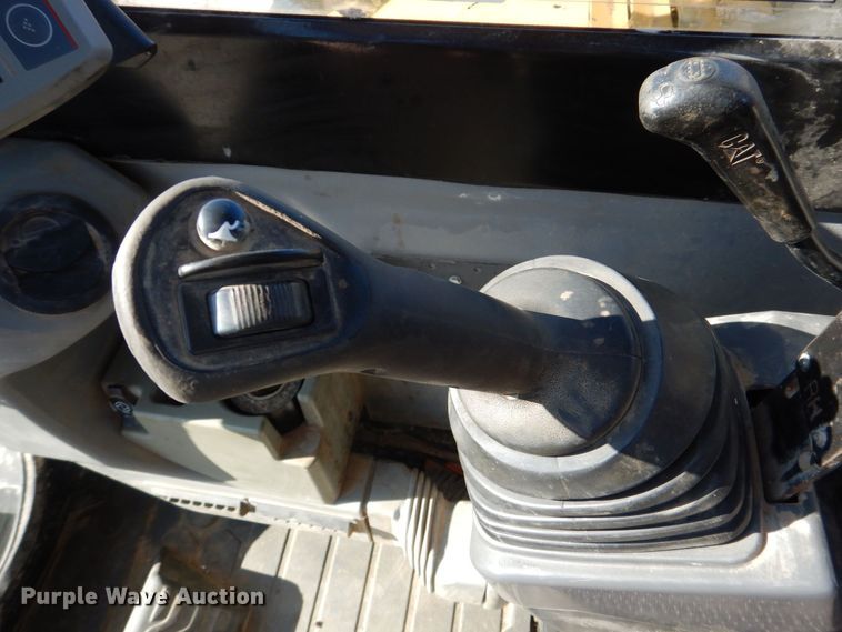 image for item DK5056 2015 Caterpillar 308E2 CR  mini excavator