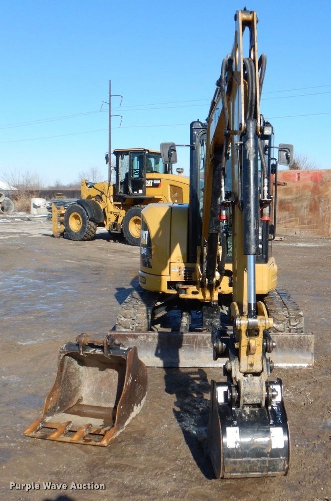 image for item DK5057 2016 Caterpillar 304E2 CR  mini excavator