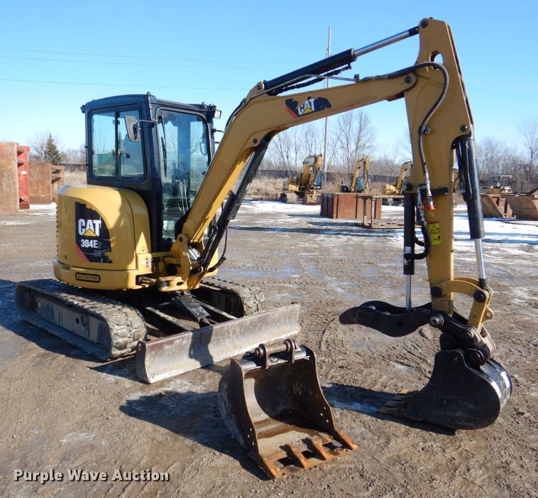 image for item DK5057 2016 Caterpillar 304E2 CR  mini excavator