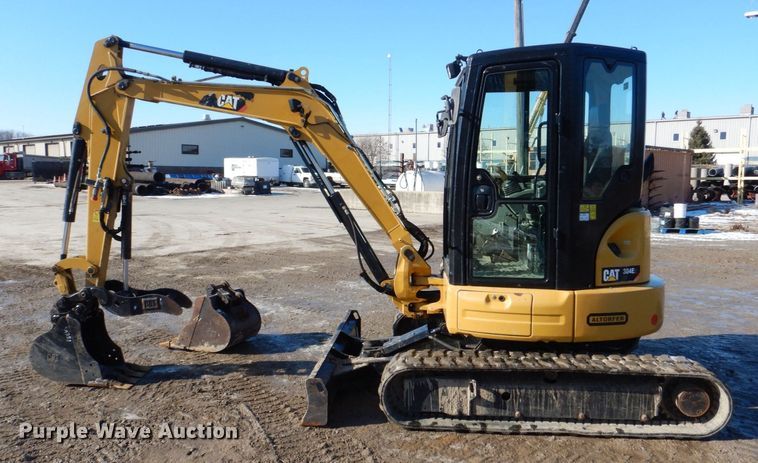 image for item DK5057 2016 Caterpillar 304E2 CR  mini excavator