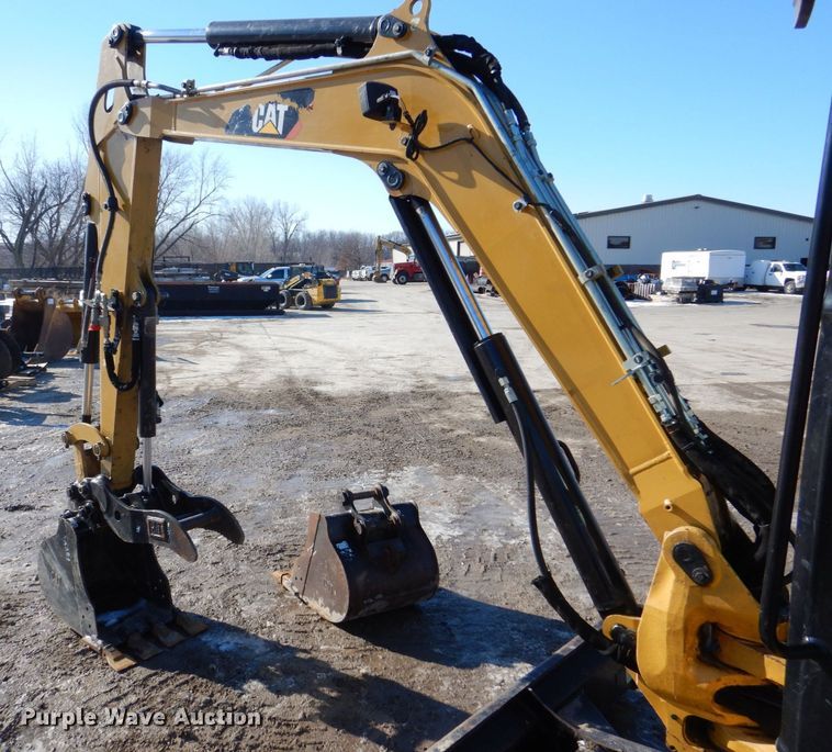 image for item DK5057 2016 Caterpillar 304E2 CR  mini excavator