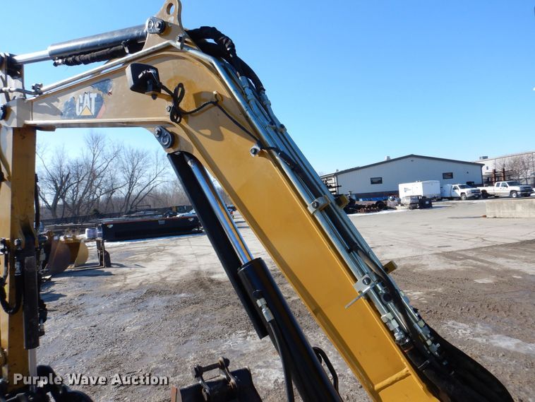 image for item DK5057 2016 Caterpillar 304E2 CR  mini excavator