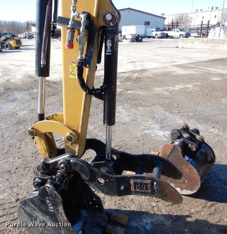 image for item DK5057 2016 Caterpillar 304E2 CR  mini excavator