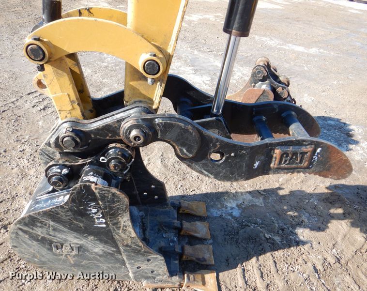 image for item DK5057 2016 Caterpillar 304E2 CR  mini excavator