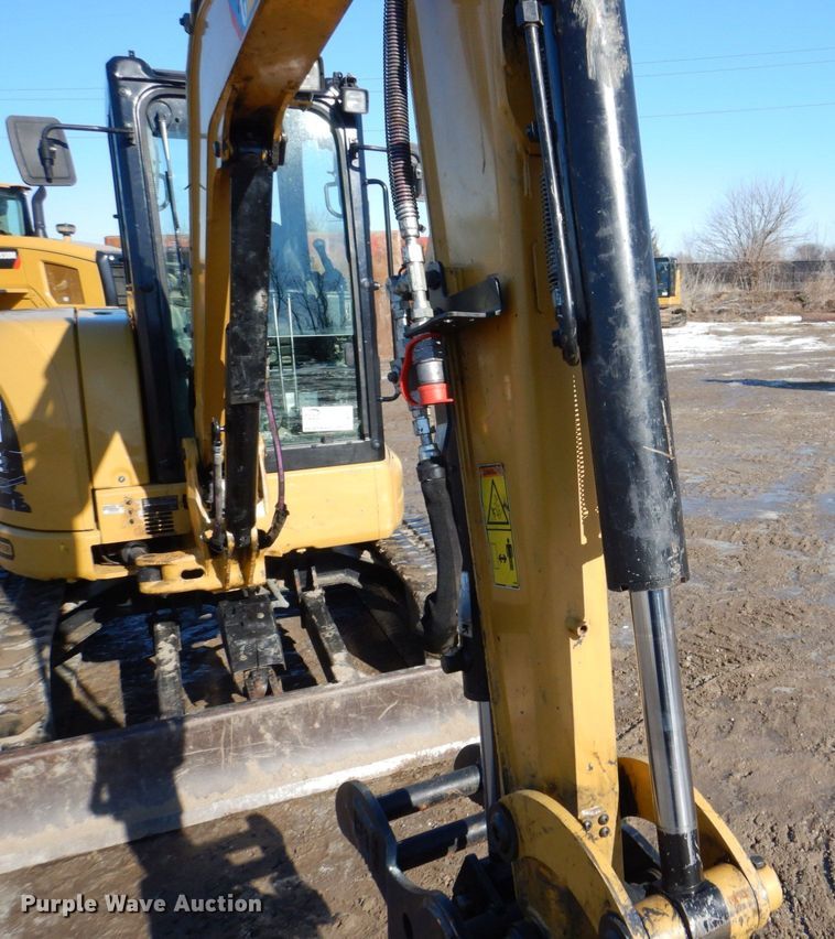 image for item DK5057 2016 Caterpillar 304E2 CR  mini excavator