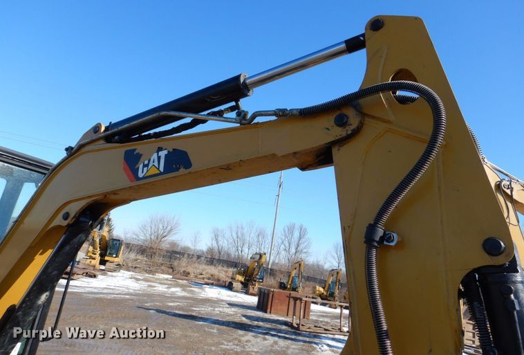 image for item DK5057 2016 Caterpillar 304E2 CR  mini excavator